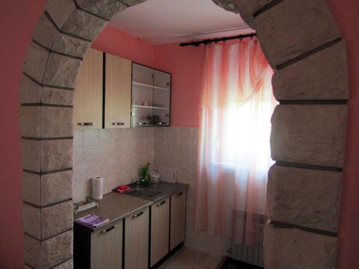 Apartmani Lovro Ogulin Buitenkant foto